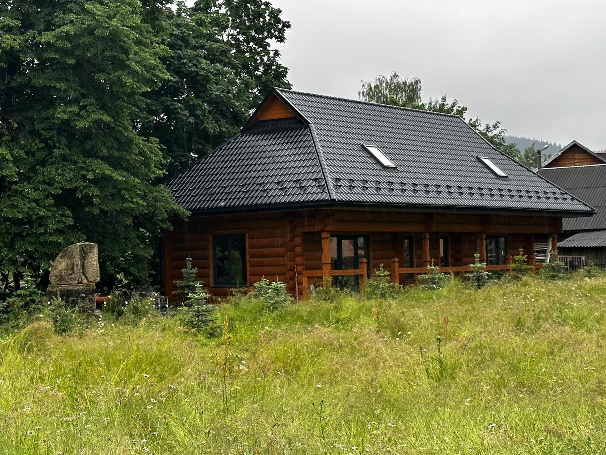 Villa Chalet Pidstromom à Mykulychyn Extérieur photo